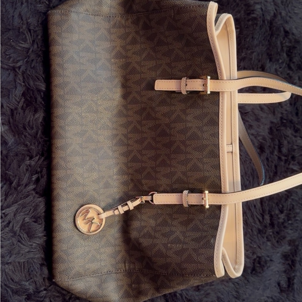 Michael Kors Signature Tote Bag